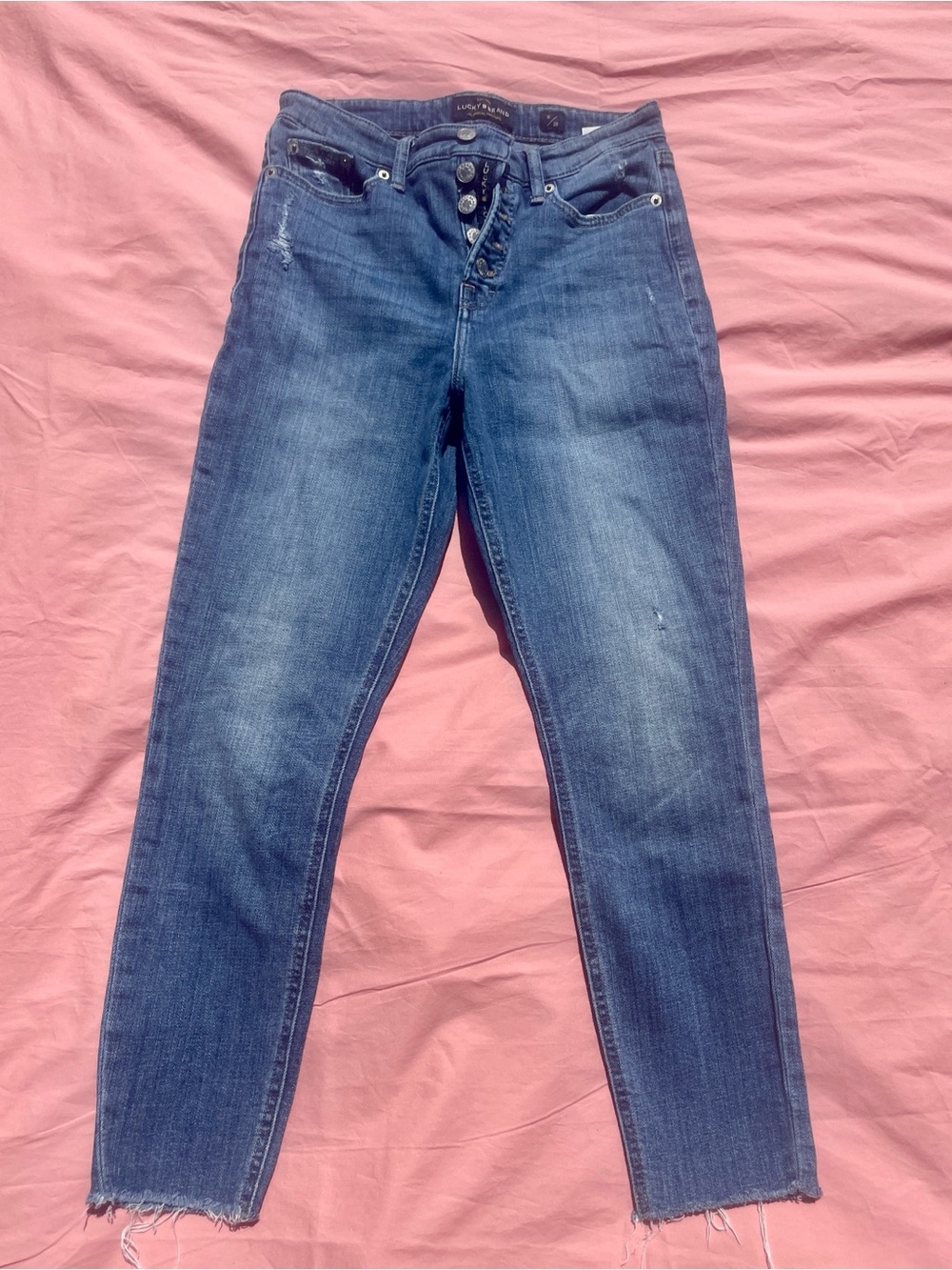 Lucky Brand Medium Blue Button-Fly Cropped Jeans Size 6 - Picture 1 of 9